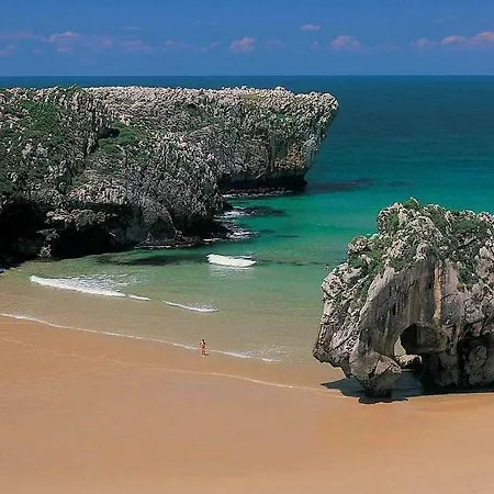 ホステル La Casona Del Peregrino リャネス