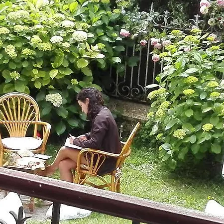 La Casona Del Peregrino אכסניה *